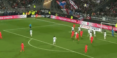 英超代表：U15的最佳球员到了U19不一定是最佳，教练要基于未来做决定（英超官员：U15最佳未必U19仍领先，教练选人应着眼未来）