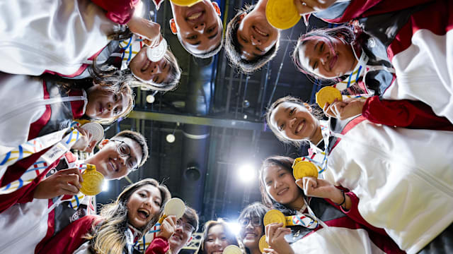 记者：佛罗伦萨深陷降级区，拉涅利明确拒绝回归担任救火教练（记者：佛罗伦萨陷入保级泥潭，拉涅利果断拒绝回锅救火）