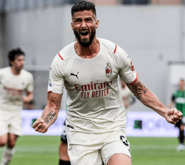 记者：曼联很乐观能成功签下谢什科，英力士已批准了这笔转会（记者称英力士已放行交易，曼联看好敲定谢什科）