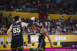 球迷：这球把我看乐了（球迷直呼：这球让我笑出声）