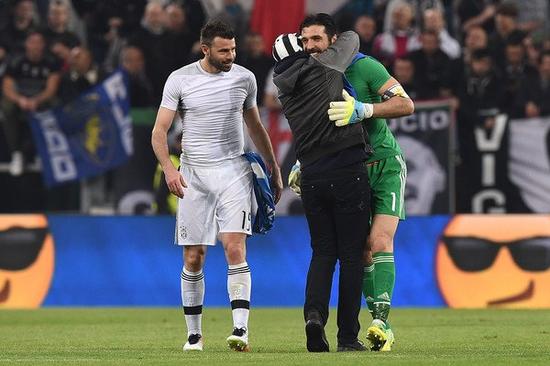 阿斯：劳尔是皇家社会新帅候选之一，他目前赋闲在家（阿斯报：劳尔入选皇家社会新主帅候选名单，目前暂未执教）