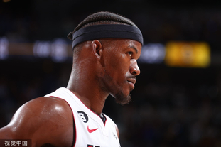 那不勒斯官方：吉尔摩周一将接受手术；据悉将缺阵至明年一月（那不勒斯通报：吉尔摩周一手术，或将缺阵至明年一月）